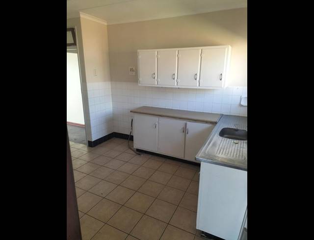2 BEDROOM PROPERTY TO RENT IN BLUFF